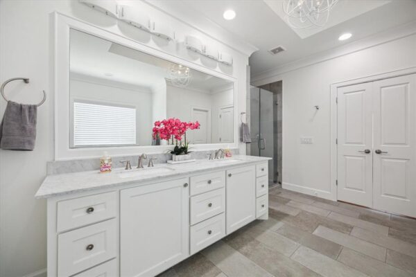 1729 Wakefield Drive  Houston 77018 Harris - Image 18
