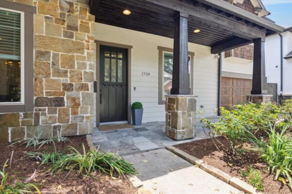 1729 Wakefield Drive  Houston 77018 Harris - Image 3