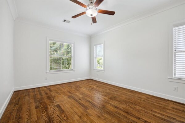 1729 Wakefield Drive  Houston 77018 Harris - Image 22