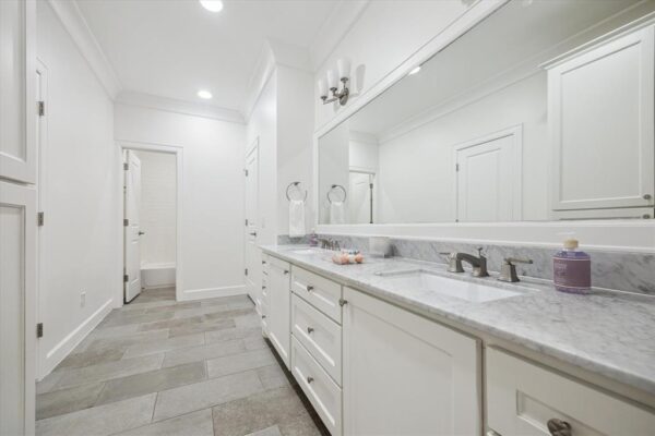 1729 Wakefield Drive  Houston 77018 Harris - Image 23