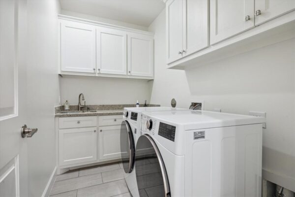 1729 Wakefield Drive  Houston 77018 Harris - Image 28