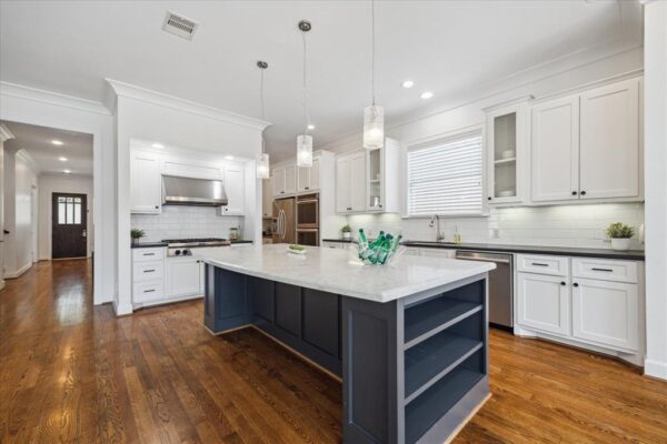 1729 Wakefield Drive  Houston 77018 Harris - Image 10