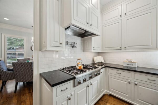 1730 Hewitt Drive  Houston 77018 Harris - Image 11