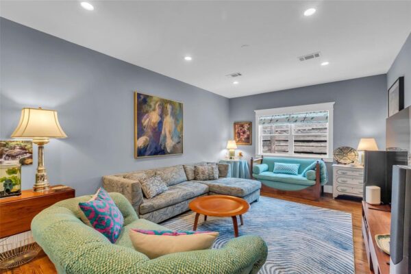 1819 Mill Creek Drive  Houston 77008 Harris - Image 10