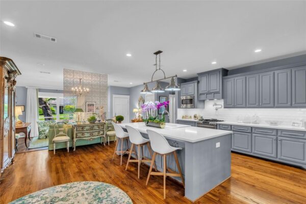 1819 Mill Creek Drive  Houston 77008 Harris - Image 13
