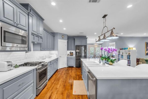 1819 Mill Creek Drive  Houston 77008 Harris - Image 16