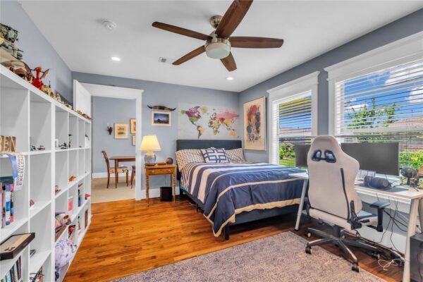 1819 Mill Creek Drive  Houston 77008 Harris - Image 27