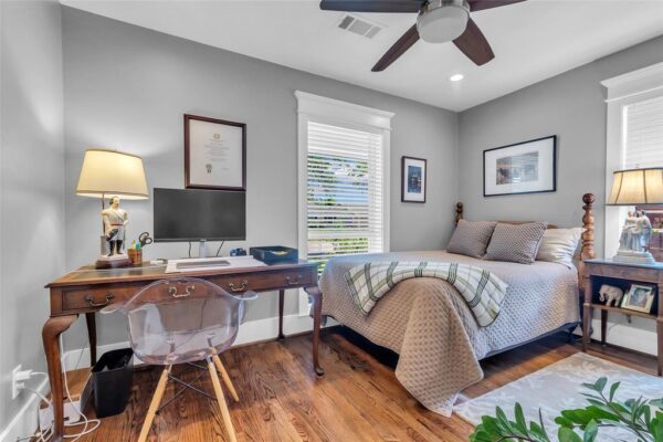 1819 Mill Creek Drive  Houston 77008 Harris - Image 28