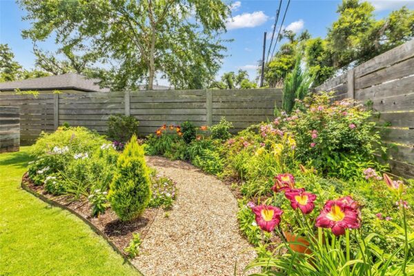 1819 Mill Creek Drive  Houston 77008 Harris - Image 39