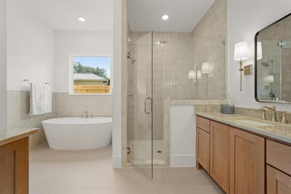 1827 Chantilly Lane  Houston 77018 Harris - Image 17