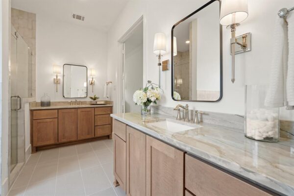1827 Chantilly Lane  Houston 77018 Harris - Image 19