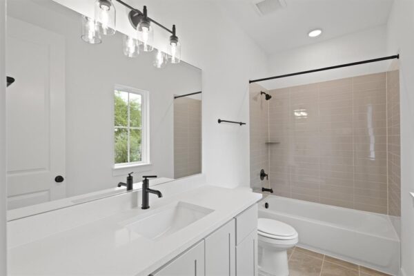 1827 Chantilly Lane  Houston 77018 Harris - Image 26