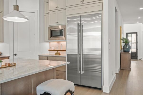 1827 Chantilly Lane  Houston 77018 Harris - Image 7