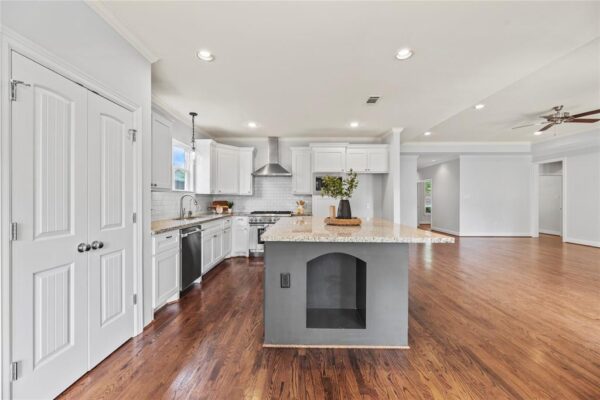 1835 Cheshire Lane  Houston 77018 Harris - Image 11