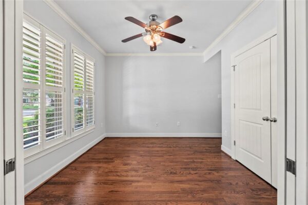 1835 Cheshire Lane  Houston 77018 Harris - Image 18