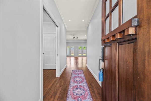 1835 Cheshire Lane  Houston 77018 Harris - Image 4