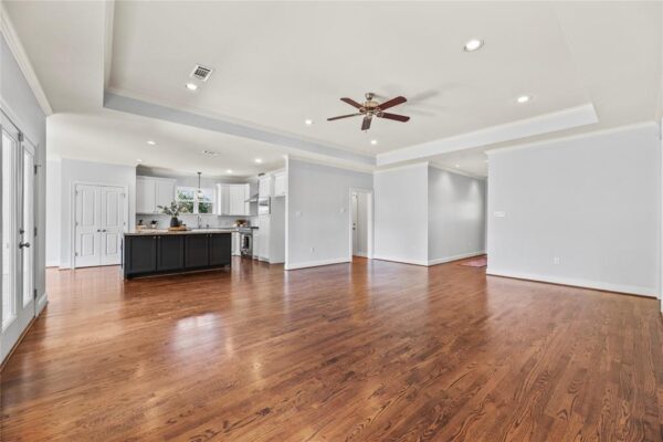 1835 Cheshire Lane  Houston 77018 Harris - Image 7