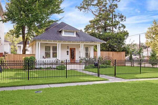 1847 Cortlandt Street  Houston 77008 Harris - Image 2