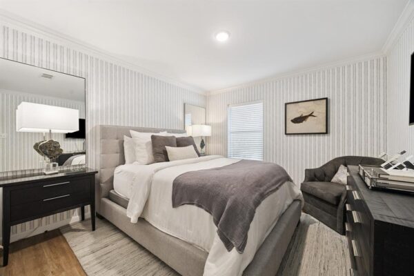 1904 Chimney Rock Road  Houston 77056 Harris - Image 21