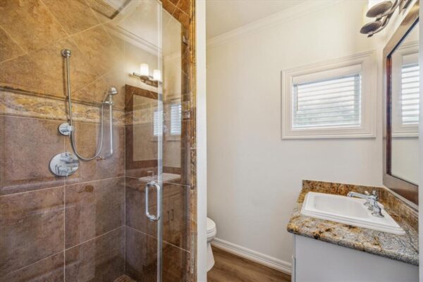 1904 Chimney Rock Road  Houston 77056 Harris - Image 27