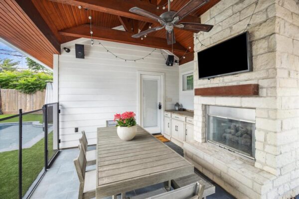 1904 Chimney Rock Road  Houston 77056 Harris - Image 29