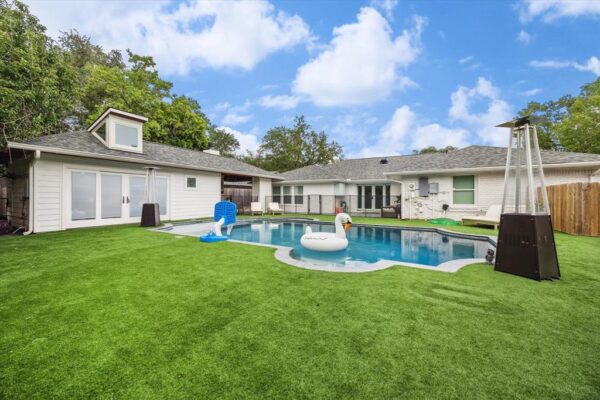 1904 Chimney Rock Road  Houston 77056 Harris - Image 30