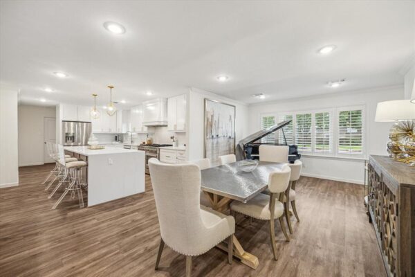 1904 Chimney Rock Road  Houston 77056 Harris - Image 4