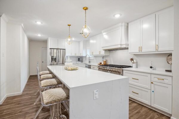 1904 Chimney Rock Road  Houston 77056 Harris - Image 9