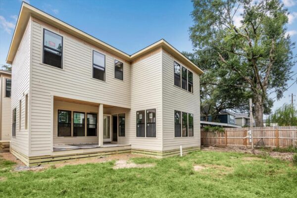 2019 Saxon Drive  Houston 77018 Harris - Image 15