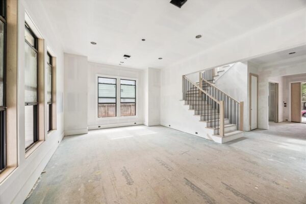 2019 Saxon Drive  Houston 77018 Harris - Image 6