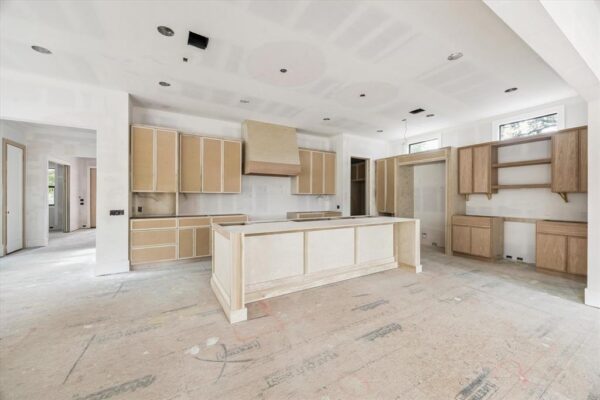 2019 Saxon Drive  Houston 77018 Harris - Image 9