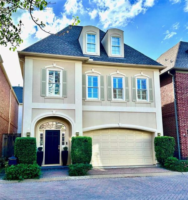 207 Wynden Crescent Court  Houston 77056 Harris