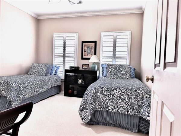 207 Wynden Crescent Court  Houston 77056 Harris - Image 10