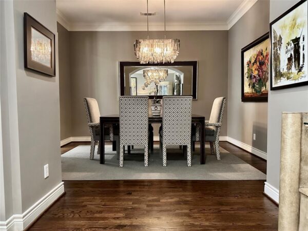 207 Wynden Crescent Court  Houston 77056 Harris - Image 6