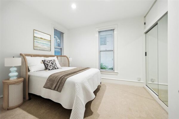 208 E 12th Street  Houston 77008 Harris - Image 12