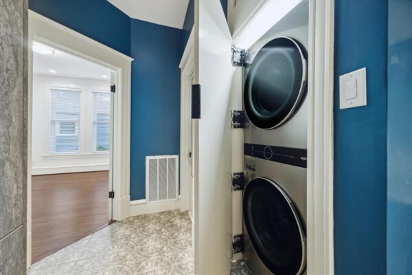 208 E 12th Street  Houston 77008 Harris - Image 13
