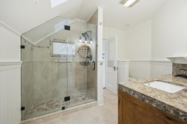 208 E 12th Street  Houston 77008 Harris - Image 19
