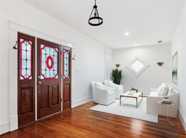 208 E 12th Street  Houston 77008 Harris - Image 2