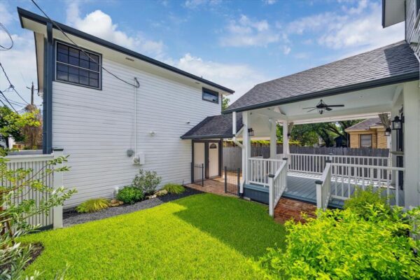 208 E 12th Street  Houston 77008 Harris - Image 26