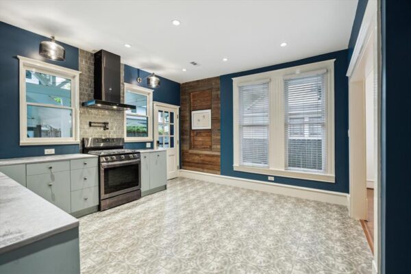 208 E 12th Street  Houston 77008 Harris - Image 9