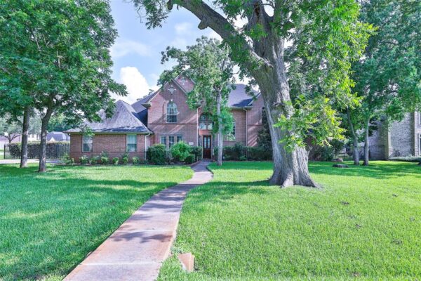 2107 N Shadow Grove Lane  Richmond 77406 Fort Bend - Image 2