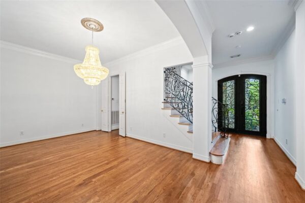 2112 McDuffie Street  Houston 77019 Harris - Image 12