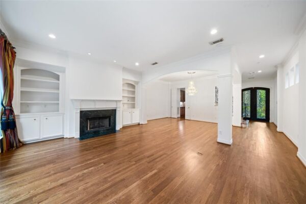 2112 McDuffie Street  Houston 77019 Harris - Image 13