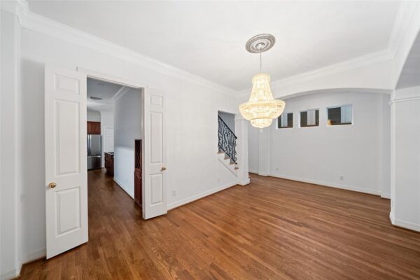 2112 McDuffie Street  Houston 77019 Harris - Image 16