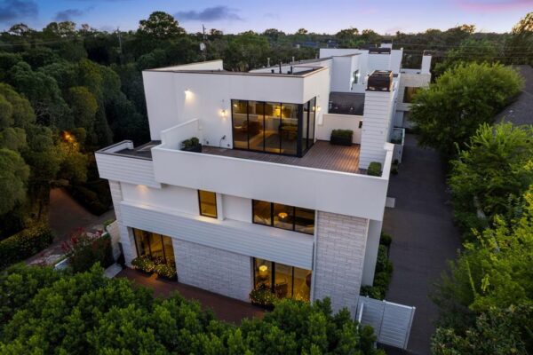 2114 Potomac Drive A Houston 77057 Harris