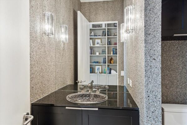 2114 Potomac Drive A Houston 77057 Harris - Image 12