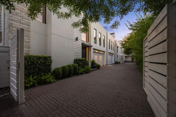 2114 Potomac Drive A Houston 77057 Harris - Image 3