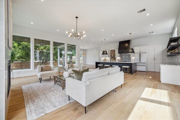 2202 Hewitt Drive  Houston 77018 Harris - Image 14