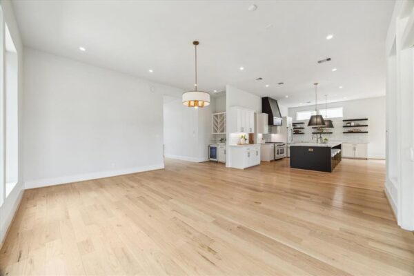 2202 Hewitt Drive  Houston 77018 Harris - Image 16