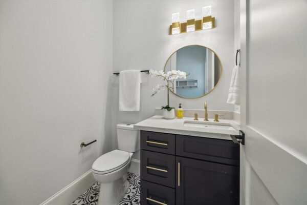 2202 Hewitt Drive  Houston 77018 Harris - Image 18